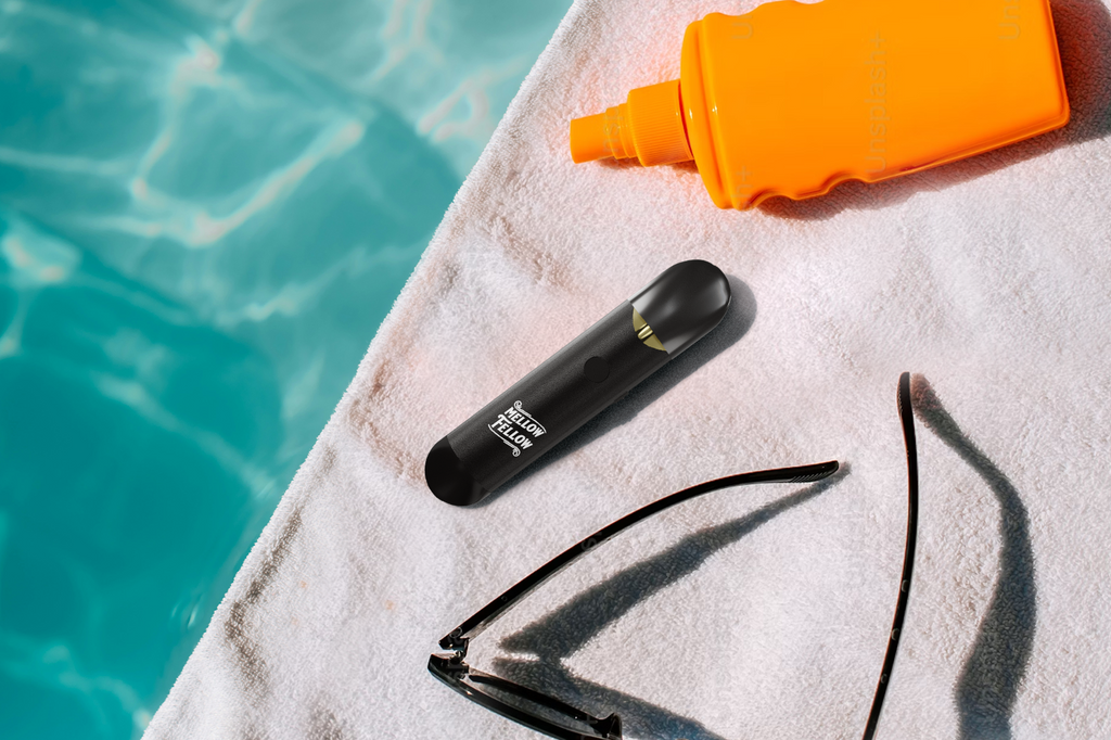 Mellow Fellow vape poolside